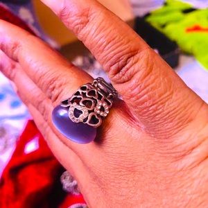 LAVENDER CRYSTAL OVAL SILVER HEARTS STRETCHY RING